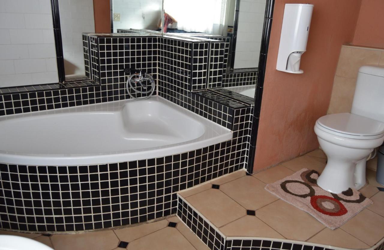 House Ebony B&B Newcastle Εξωτερικό φωτογραφία