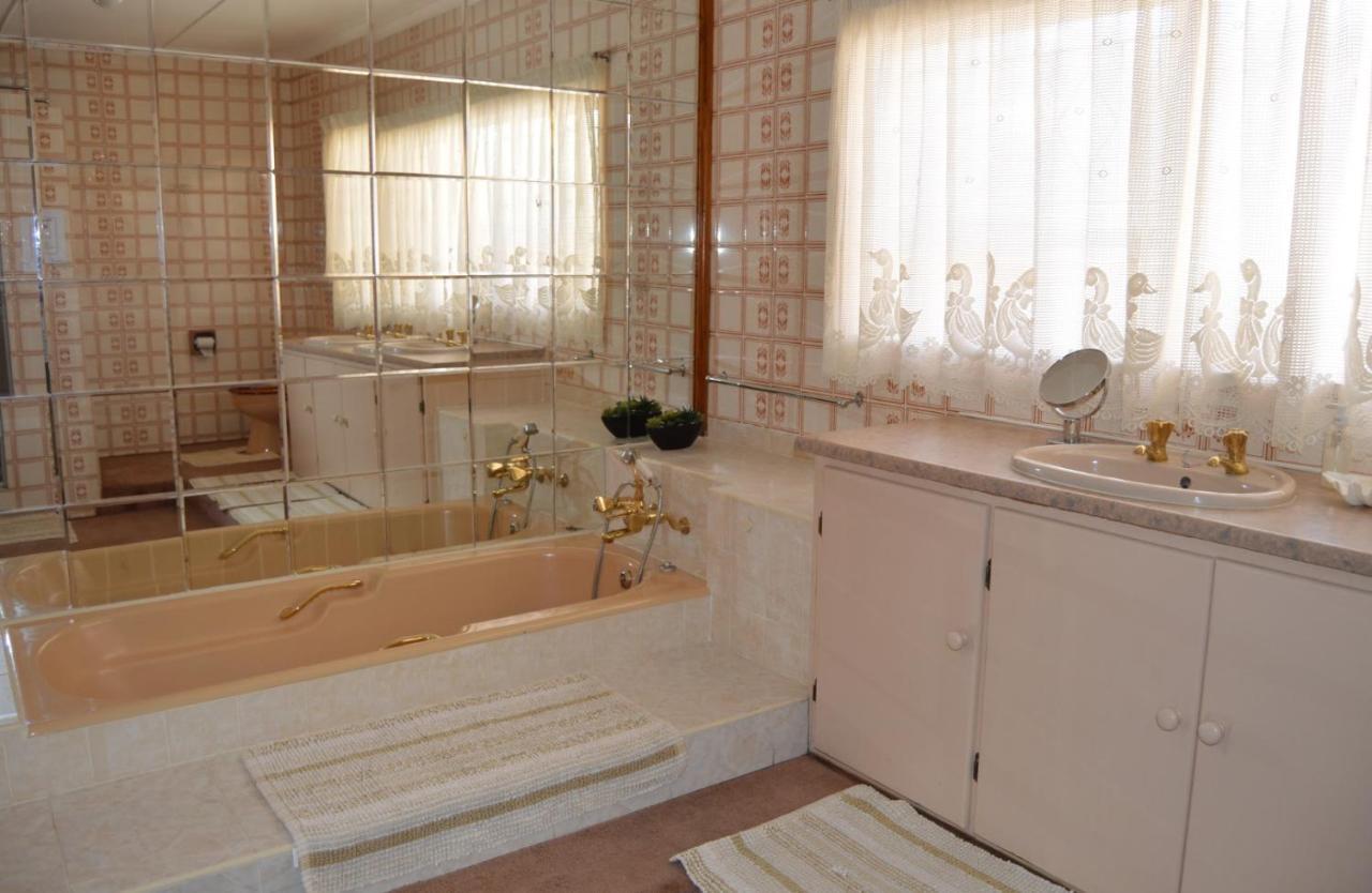 House Ebony B&B Newcastle Εξωτερικό φωτογραφία